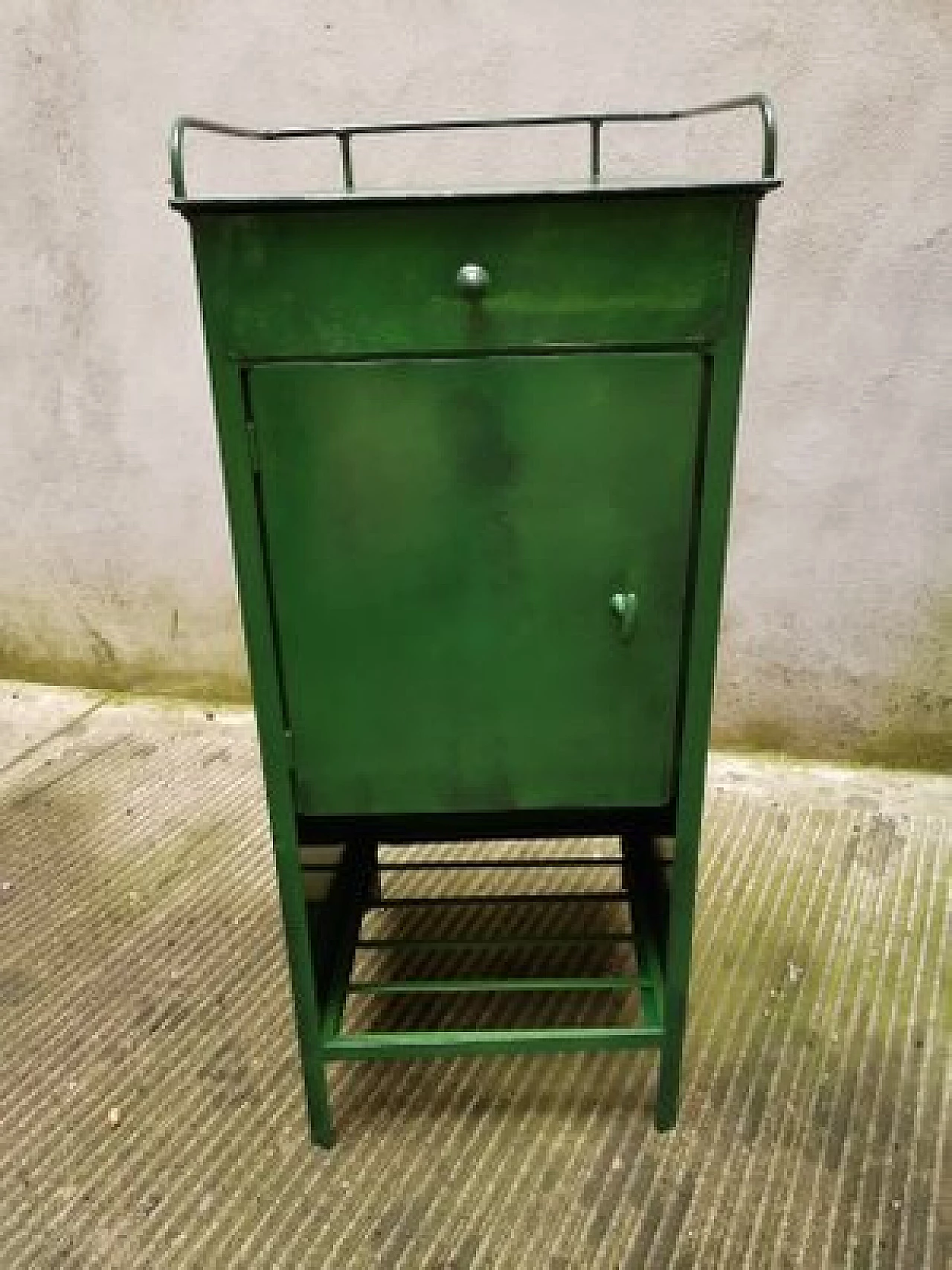 Pair of green metal bedside tables, 1940s 1