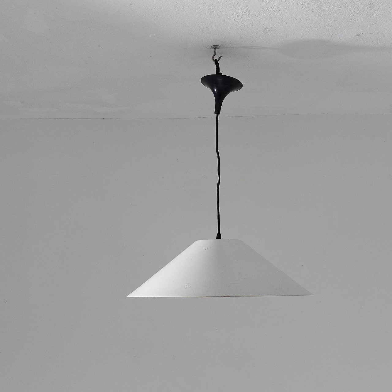 15 Lampade da soffitto in metallo bianco, anni '70 1