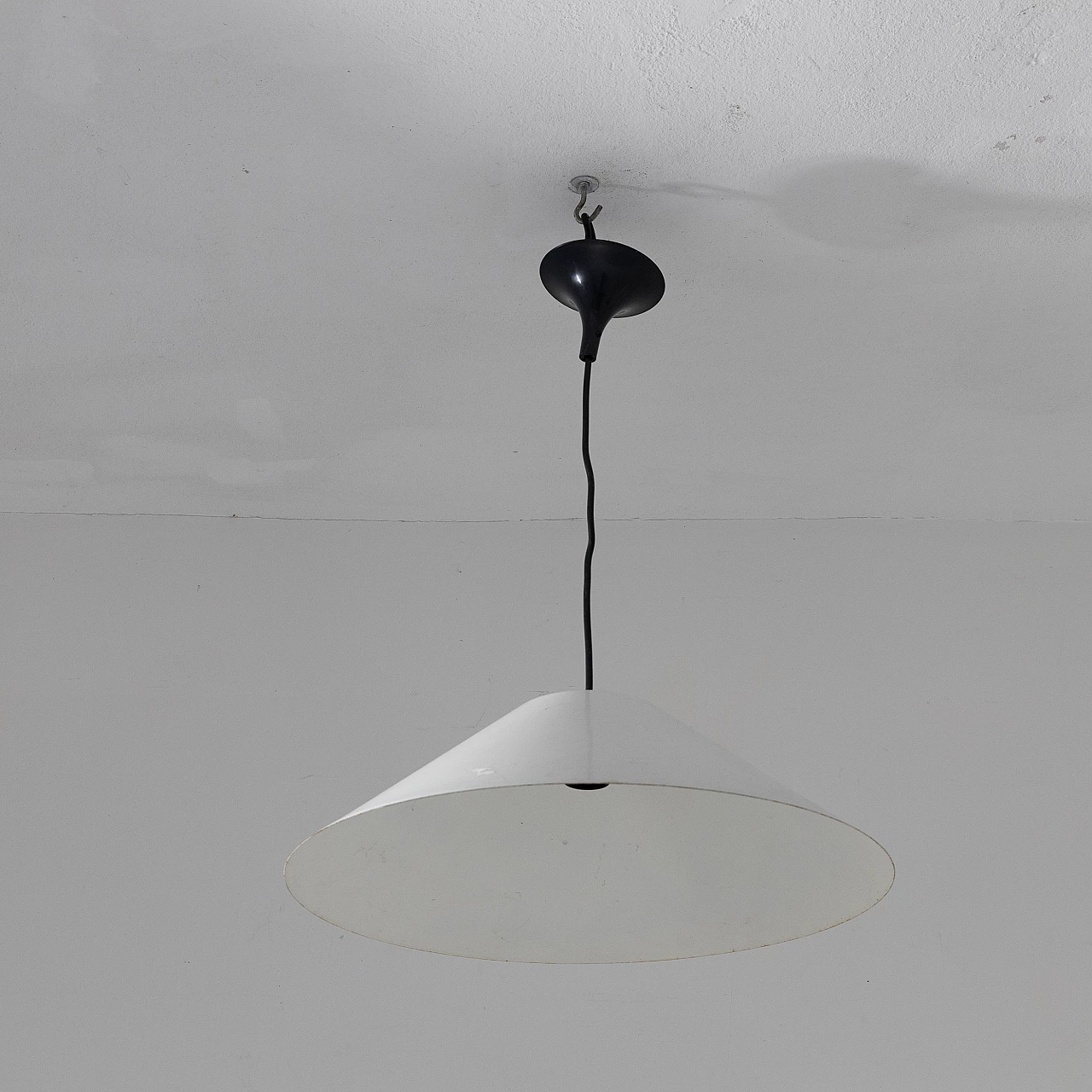 15 Lampade da soffitto in metallo bianco, anni '70 2