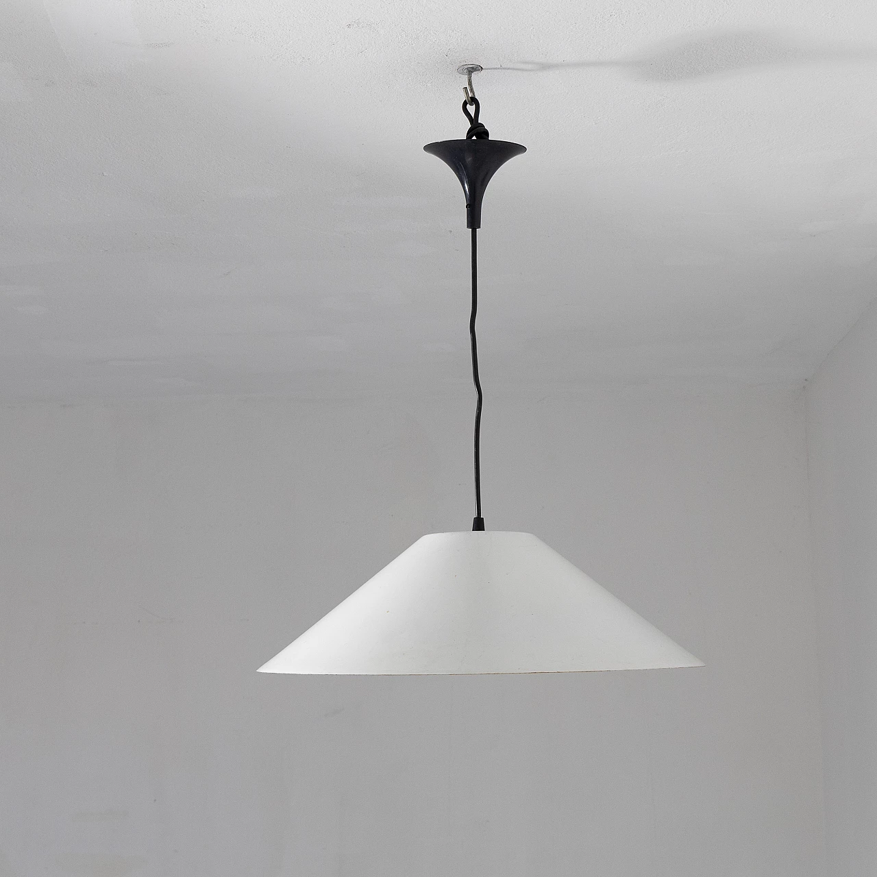 15 Lampade da soffitto in metallo bianco, anni '70 3