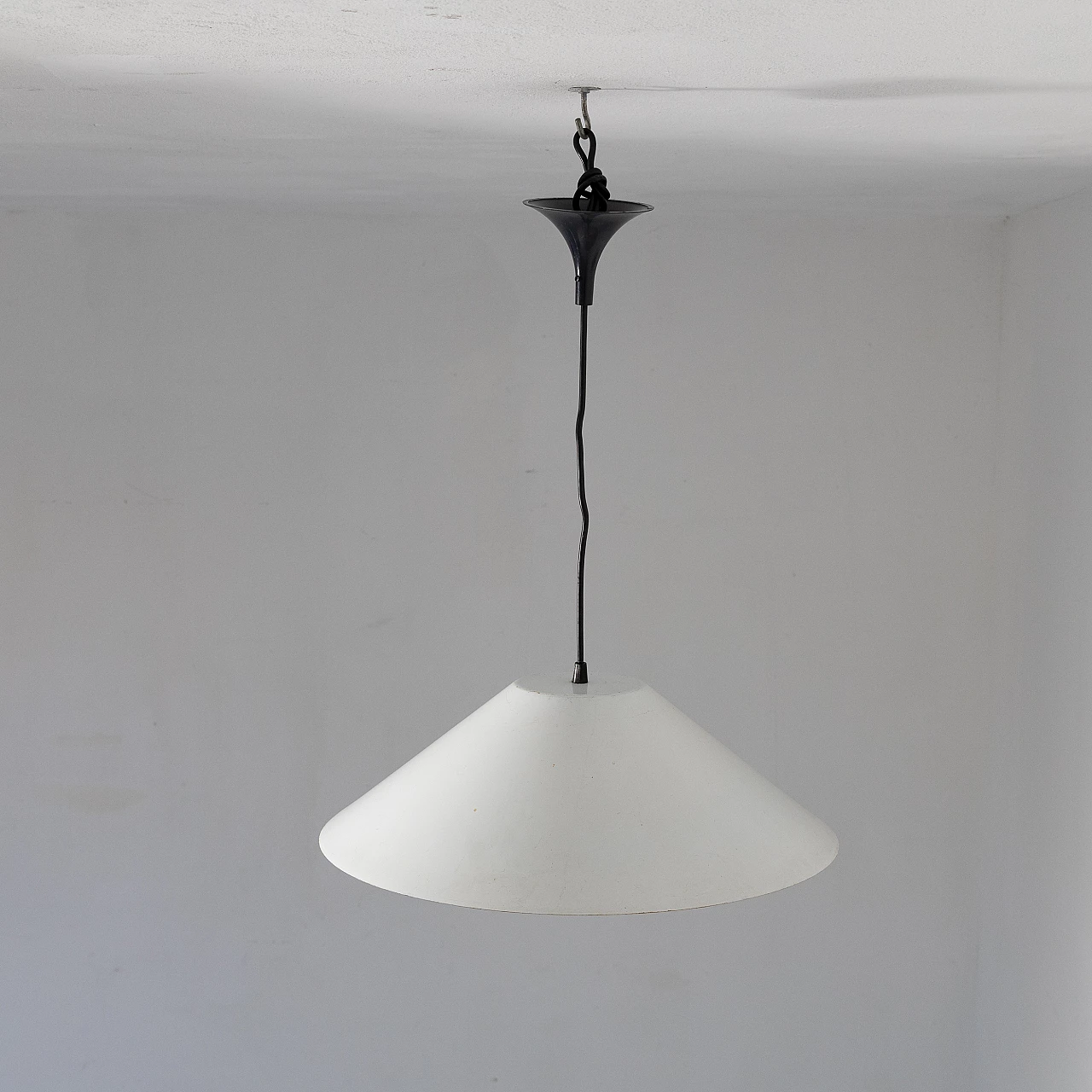 15 Lampade da soffitto in metallo bianco, anni '70 11