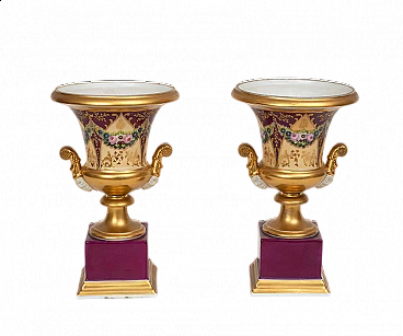 Pair of Empire crater vases in polychrome porcelain, 19th century