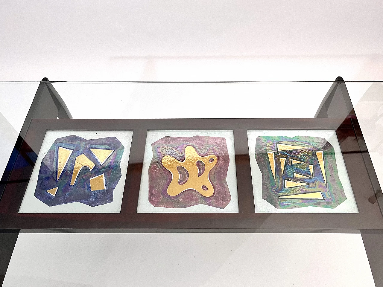 Tavolo in legno tinto con formelle di ceramica e piano in vetro, anni ’50 5