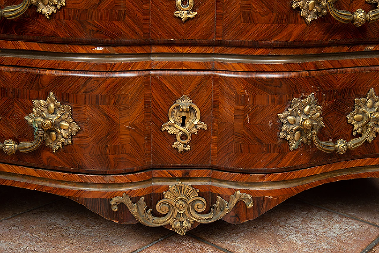 Tombeau chest of drawers in exotic wood with red France marble top, 18th century 3