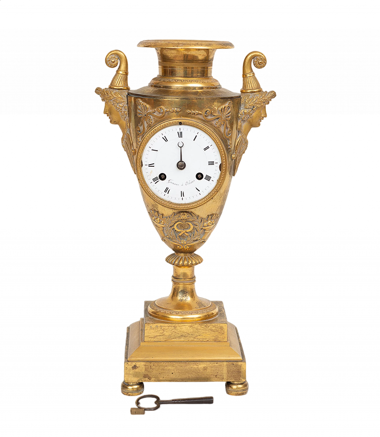 Chiselled gilded bronze vase-shaped Empire clock, early 19th century 5