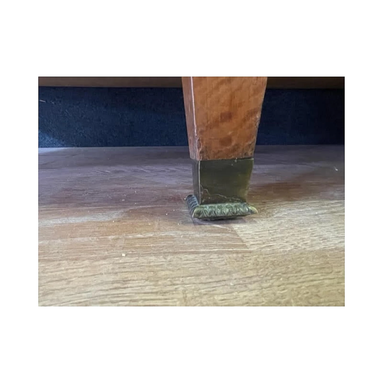 Armadio a quattro ante placcato in legno di citronnier a spina, anni '40 10