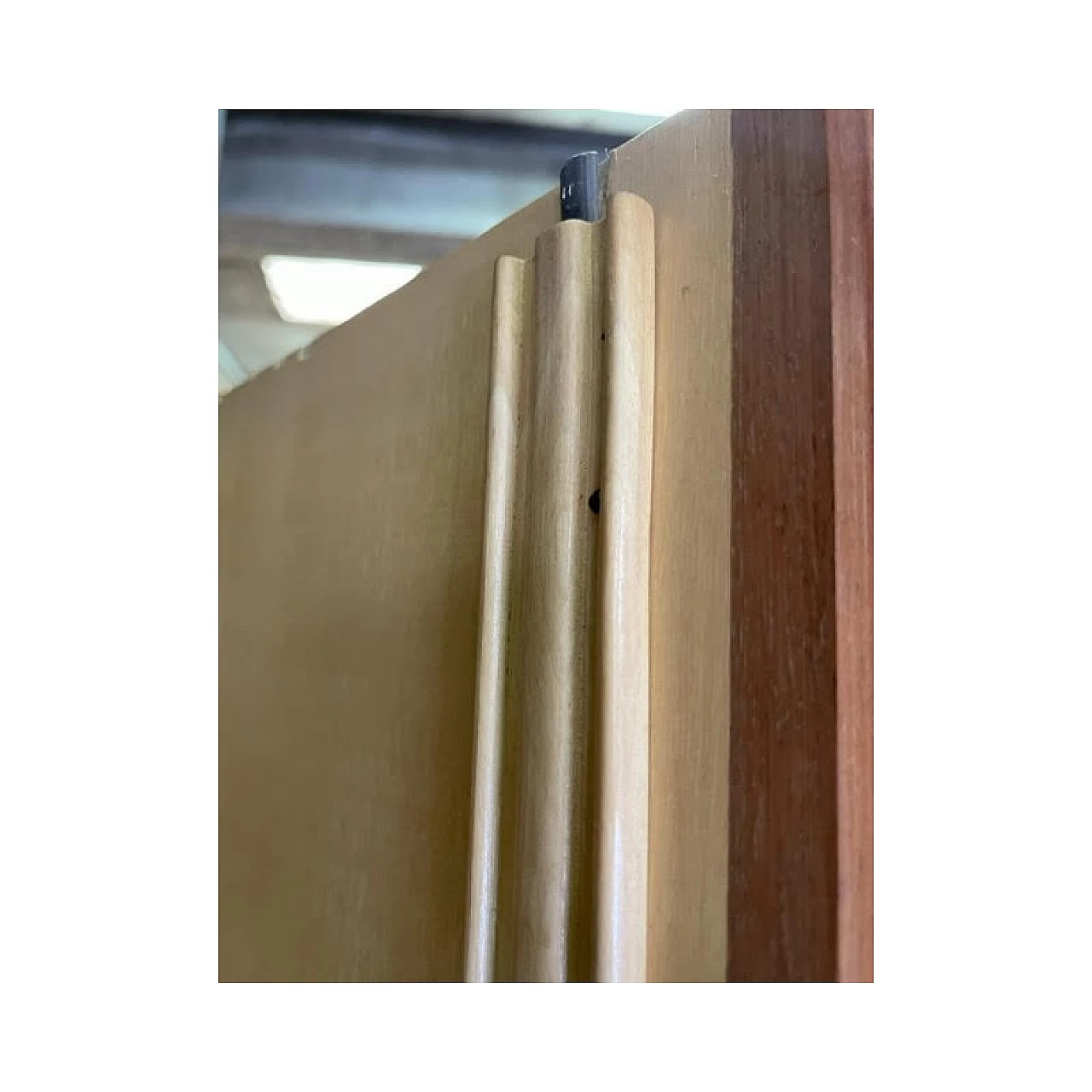 Armadio a quattro ante placcato in legno di citronnier a spina, anni '40 16