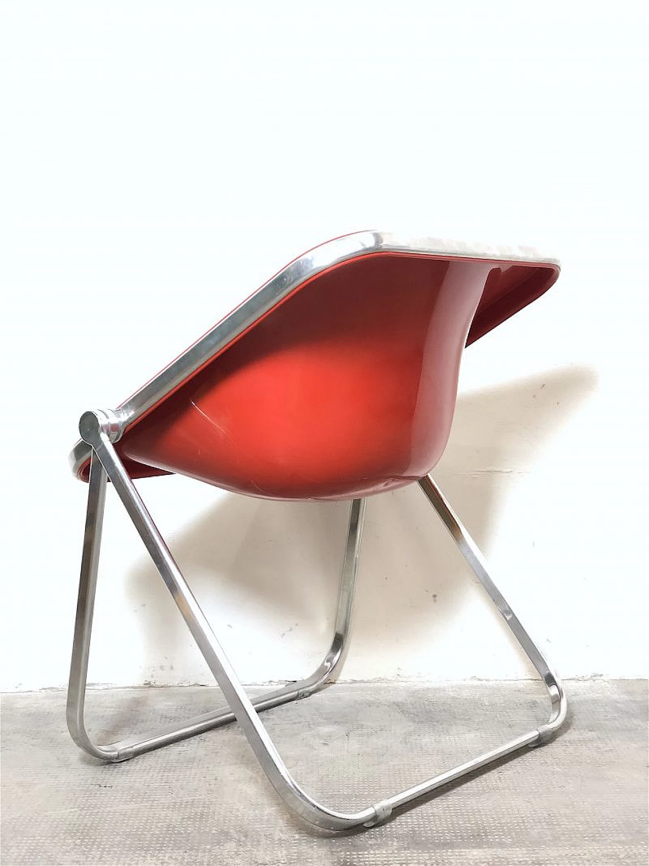 Red Plona armchair by Giancarlo Piretti for Anonima Castelli, 1970s 13