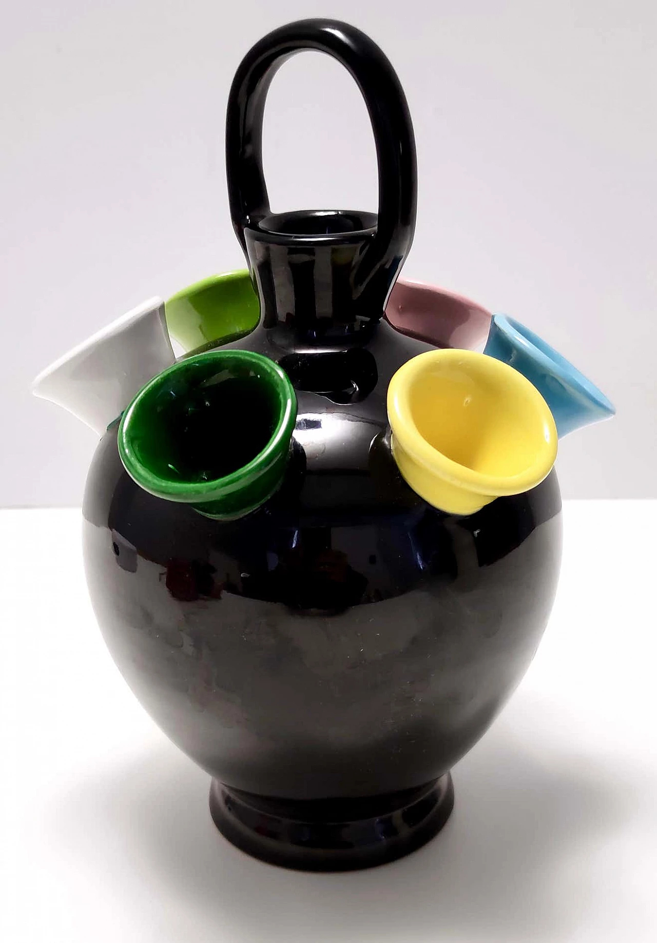 Tulip vase in black lacquered ceramic in the style of Pucci Umbertide, 1950s 6