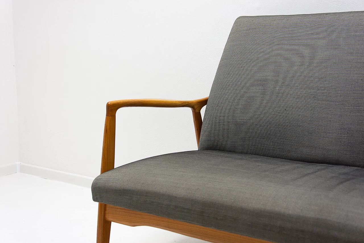 Scandinavian style sofa in bent beech and fabric by Krásná Jizba, 1960s 12