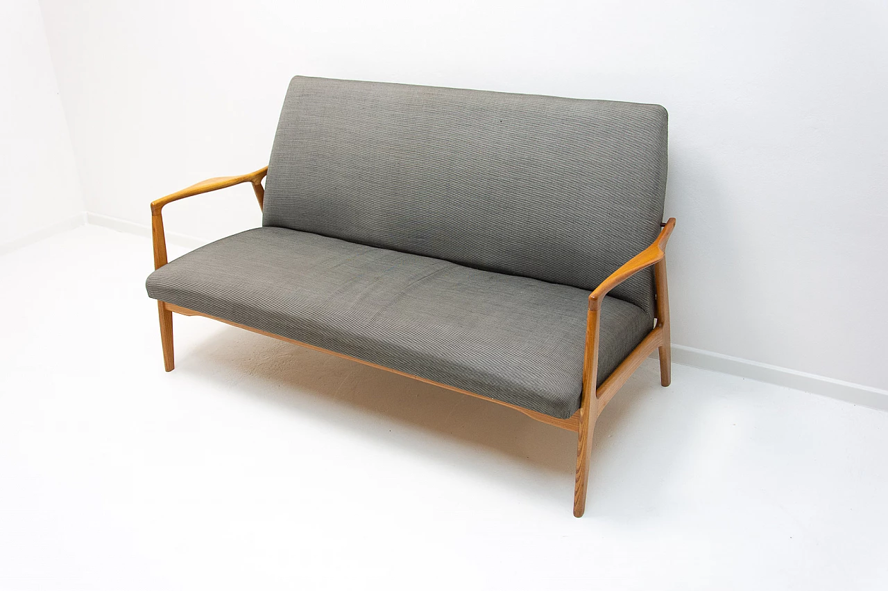 Scandinavian style sofa in bent beech and fabric by Krásná Jizba, 1960s 19
