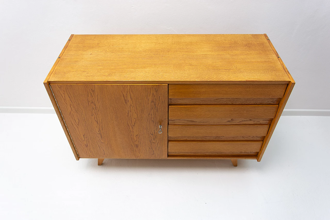 Credenza U-458 in legno di Jiri Jiroutek per Interier Praha, anni '60 5