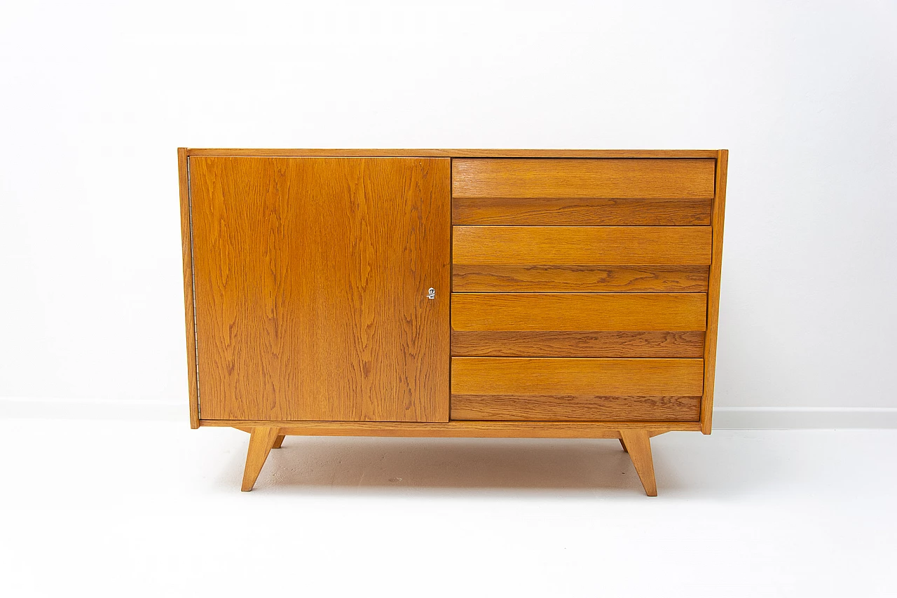 Credenza U-458 in legno di Jiri Jiroutek per Interier Praha, anni '60 20