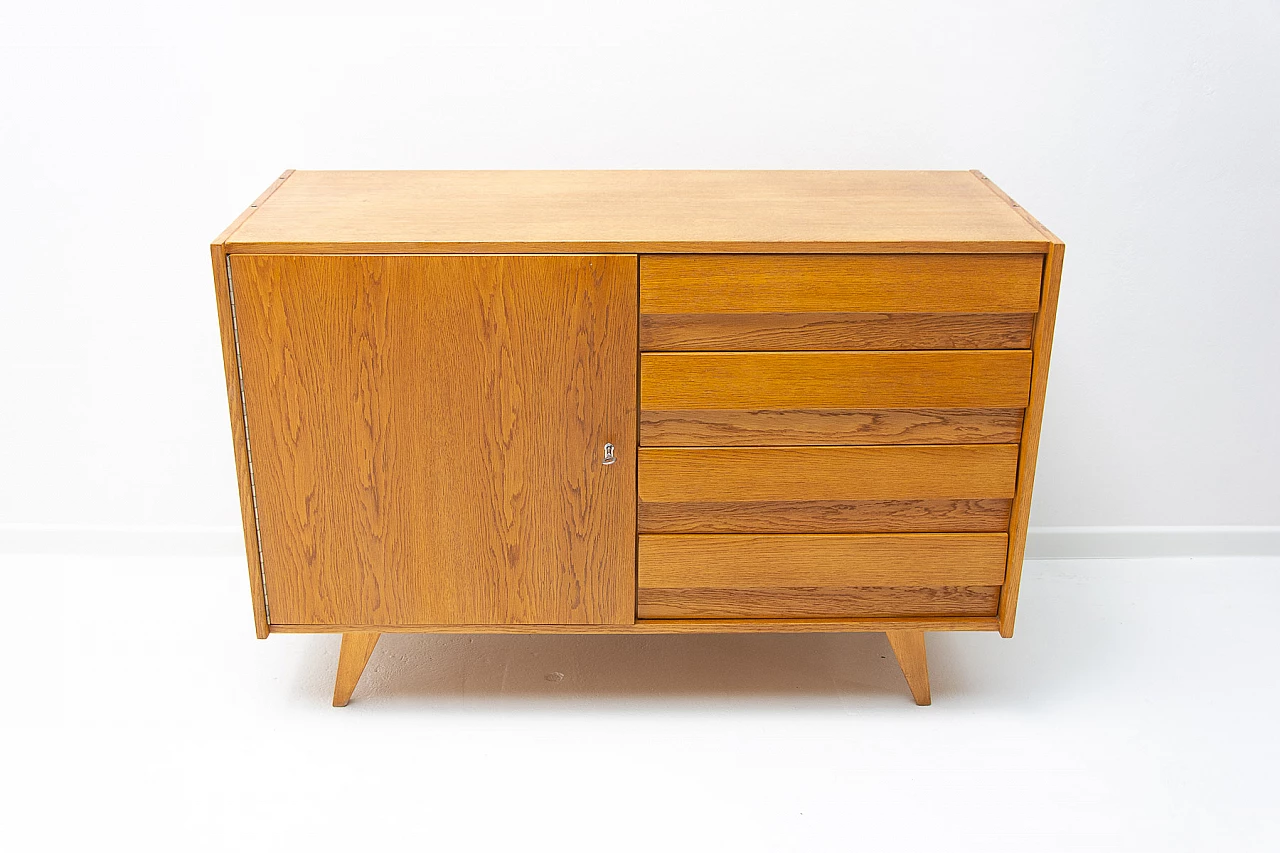 Credenza U-458 in legno di Jiri Jiroutek per Interier Praha, anni '60 21