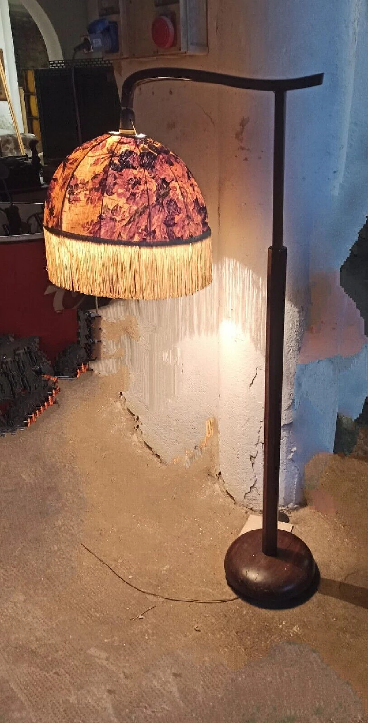 Wood floor lamp with fabric lampshade, early 20th century 2