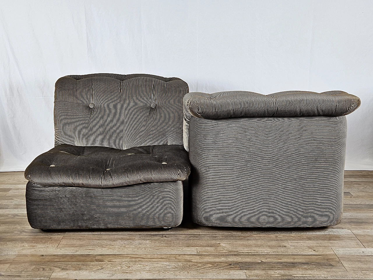 Striped five-seat modular sofa, 1970s 5