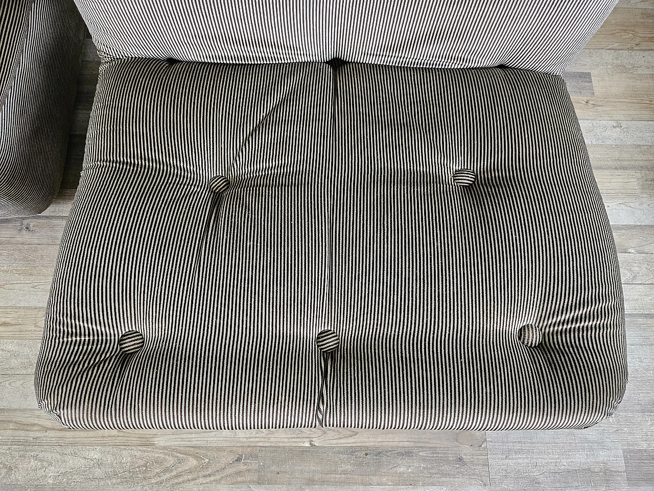 Striped five-seat modular sofa, 1970s 12