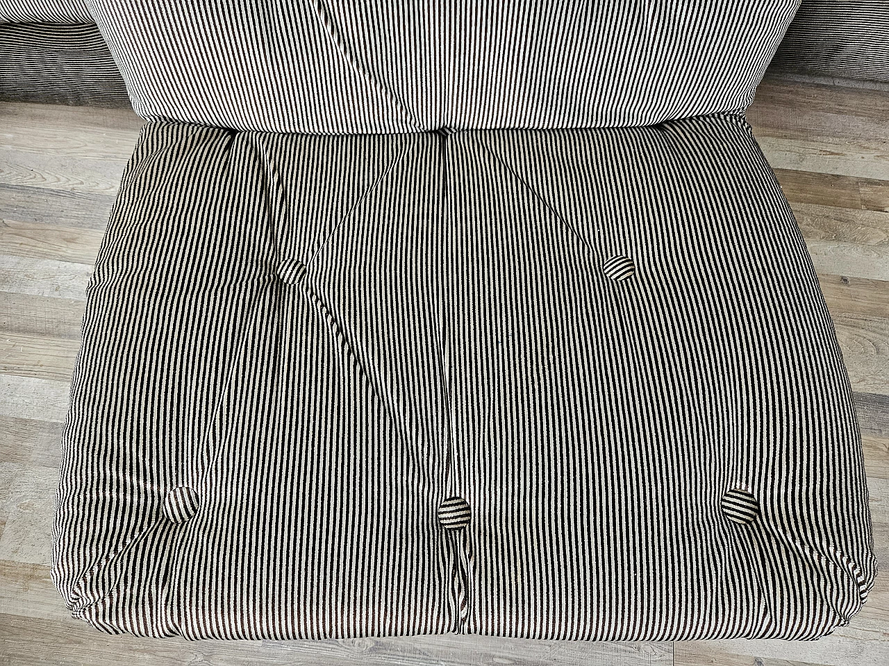 Striped five-seat modular sofa, 1970s 15