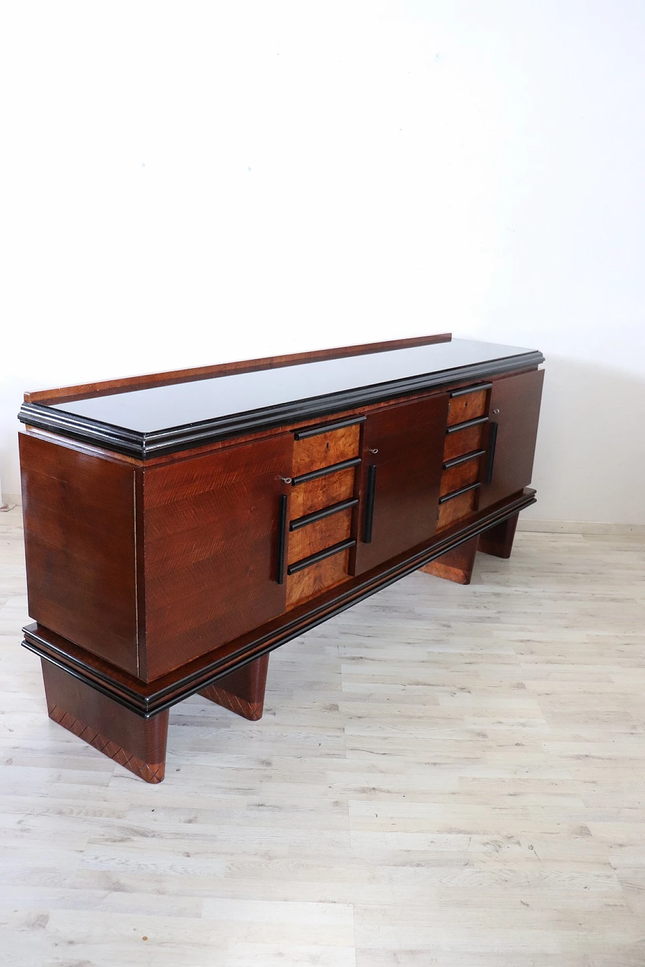 Art Deco sideboard in walnut veneer with briar decoration, 1930s 2