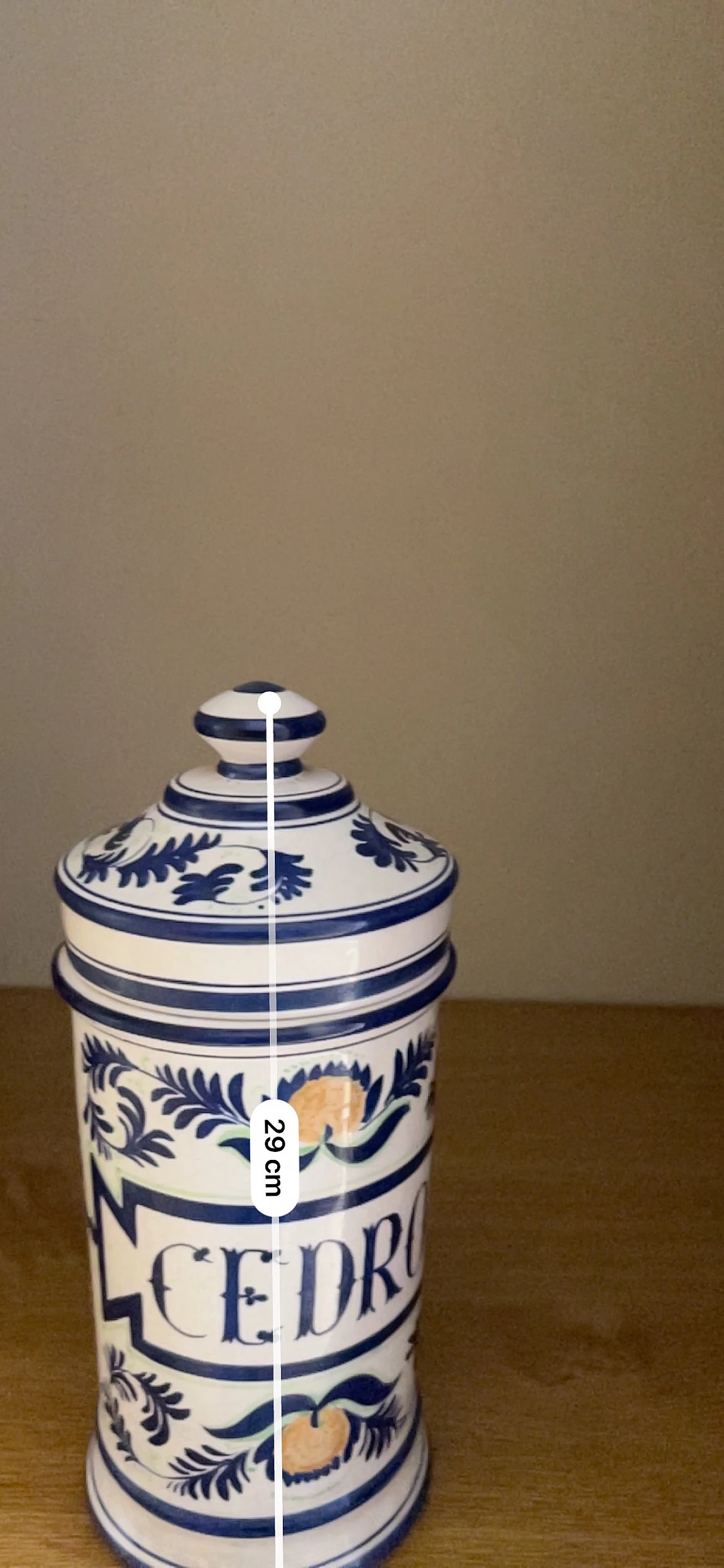 Coppia di vasi da farmacia in ceramica dipinta, anni '50 10