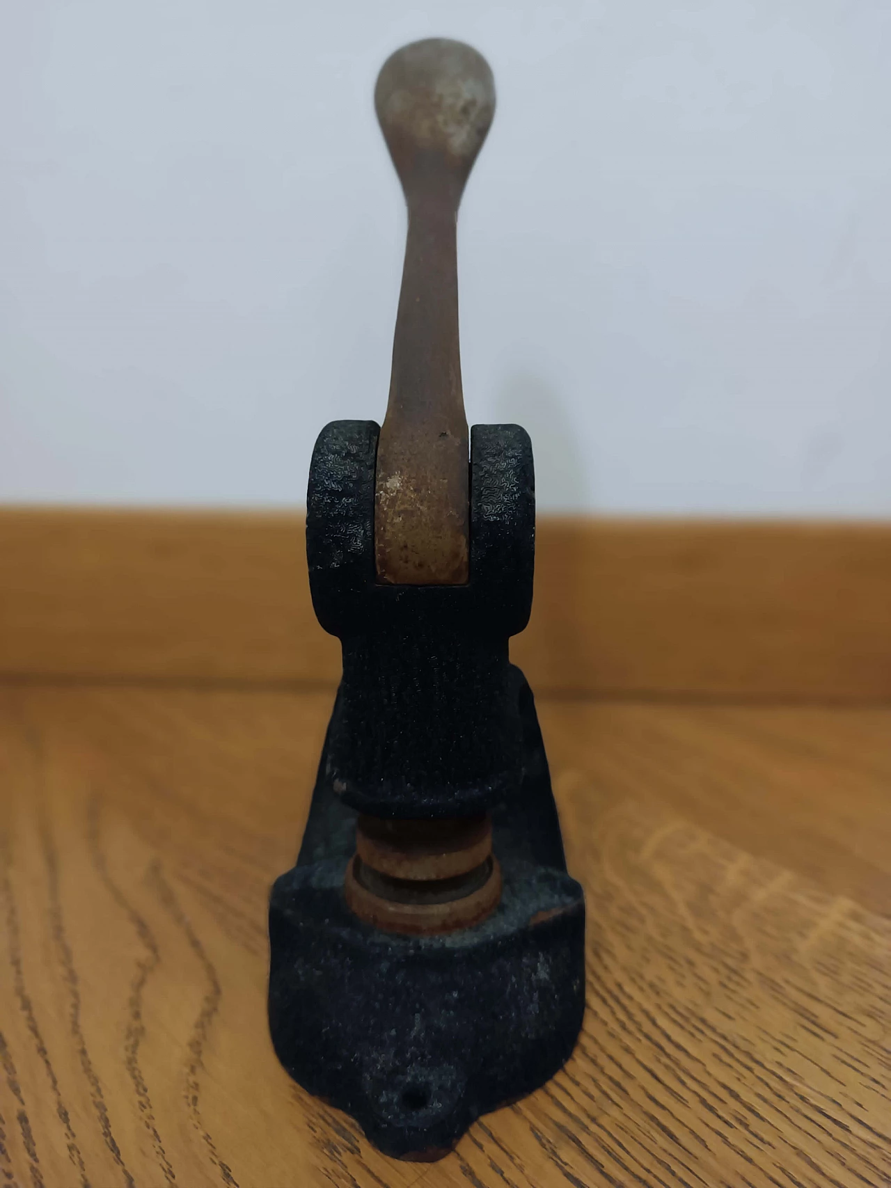 Cast iron cold stamp press by SLM, 1940s 2