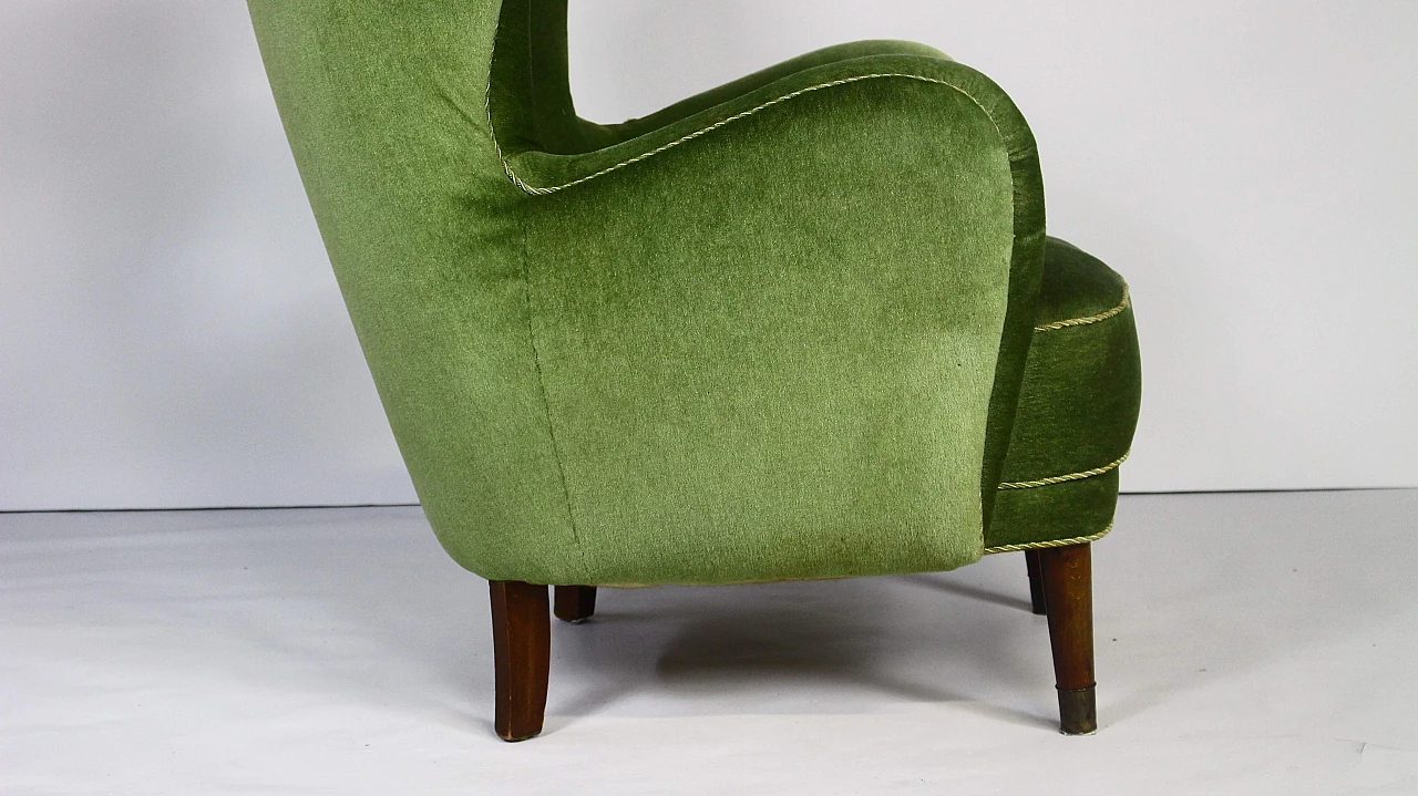 Danish lounge armchair in stained beech and green velvet, 1950s 7