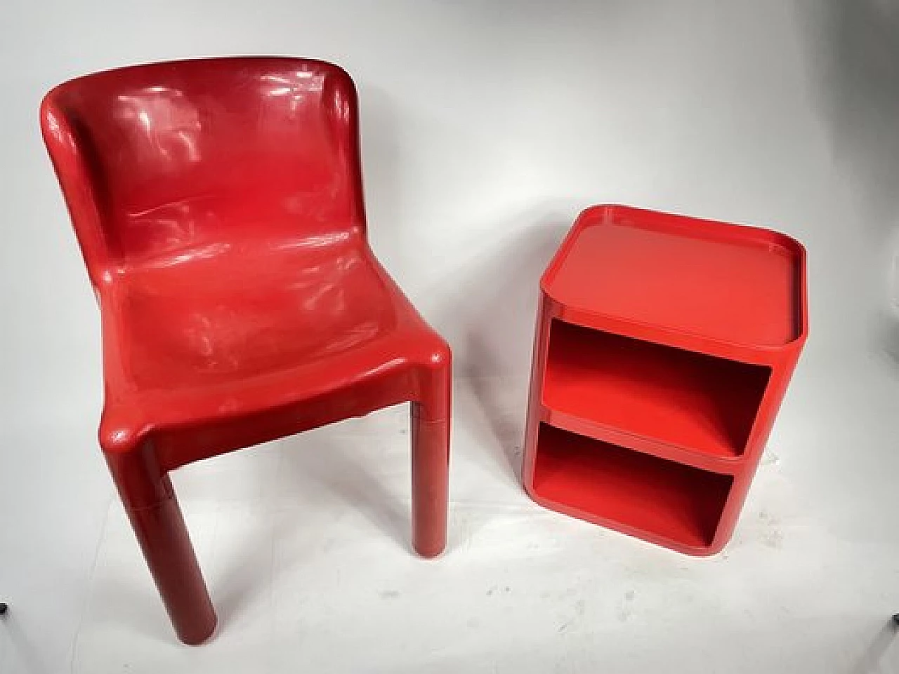 Sedia di Carlo Bartoli e tavolino di Anna Castelli Ferrieri per Kartell, anni '80 1