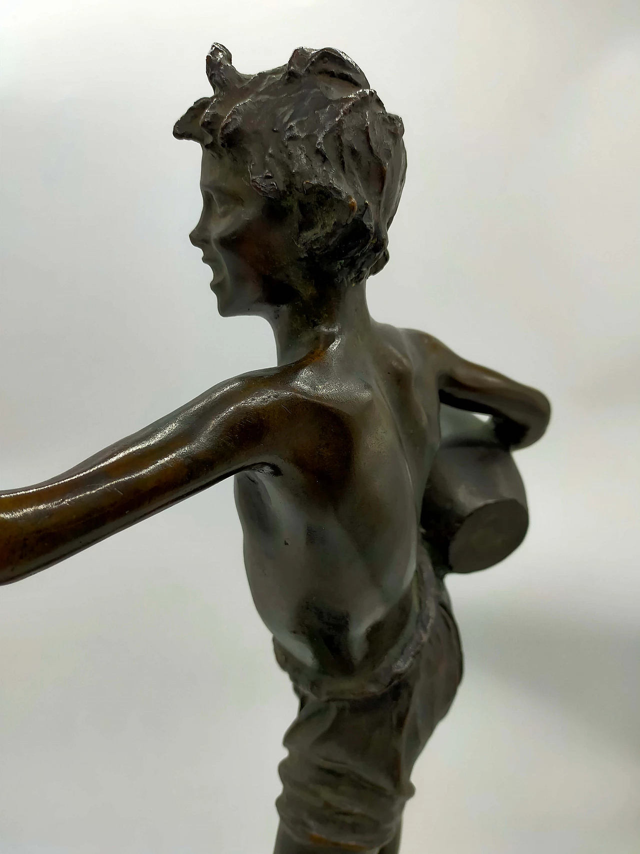 Vincenzo Gemito, The Waterman, bronze sculpture, late 19th century 7