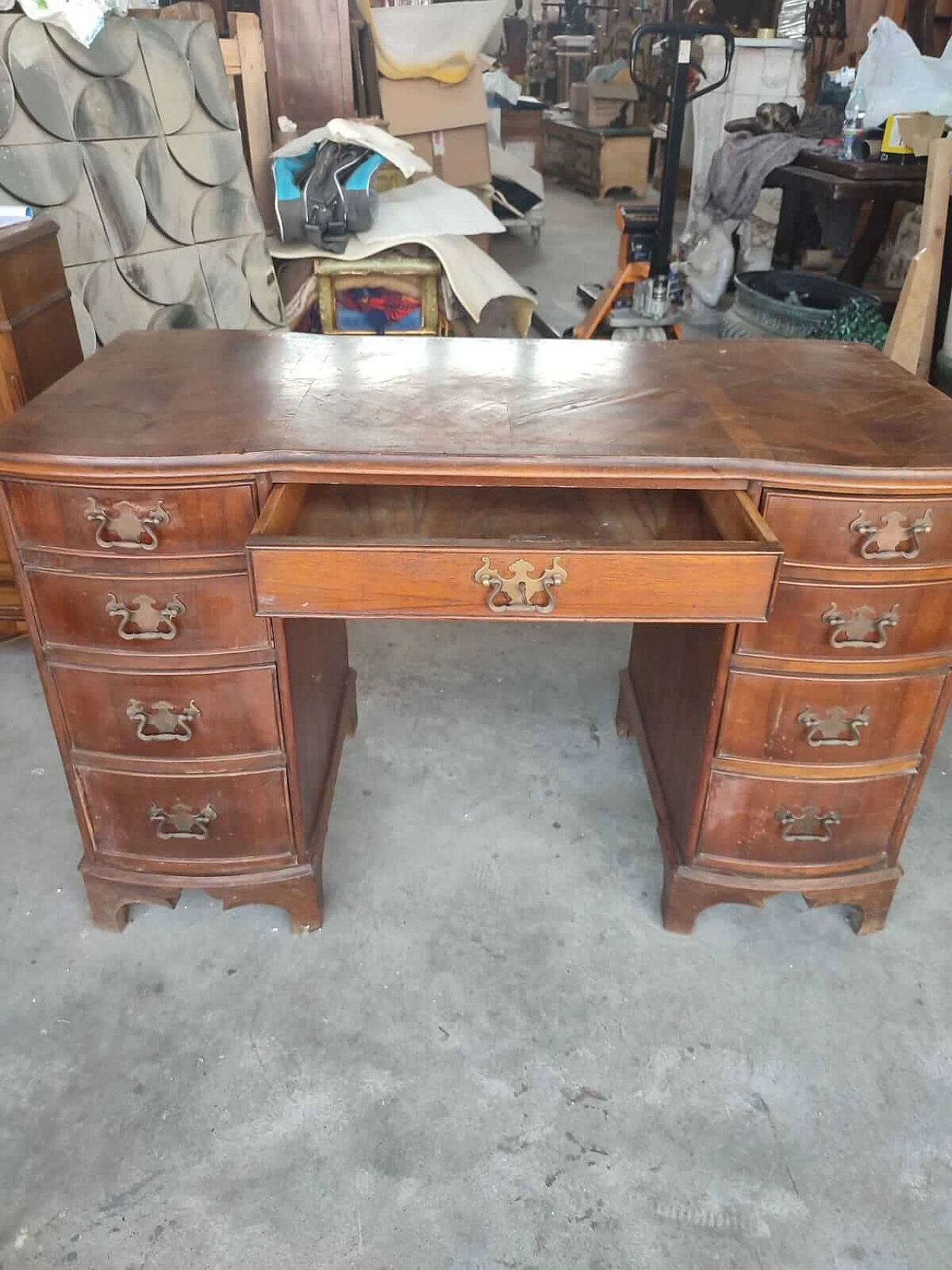 Vicenza wood desk, early 20th century 1