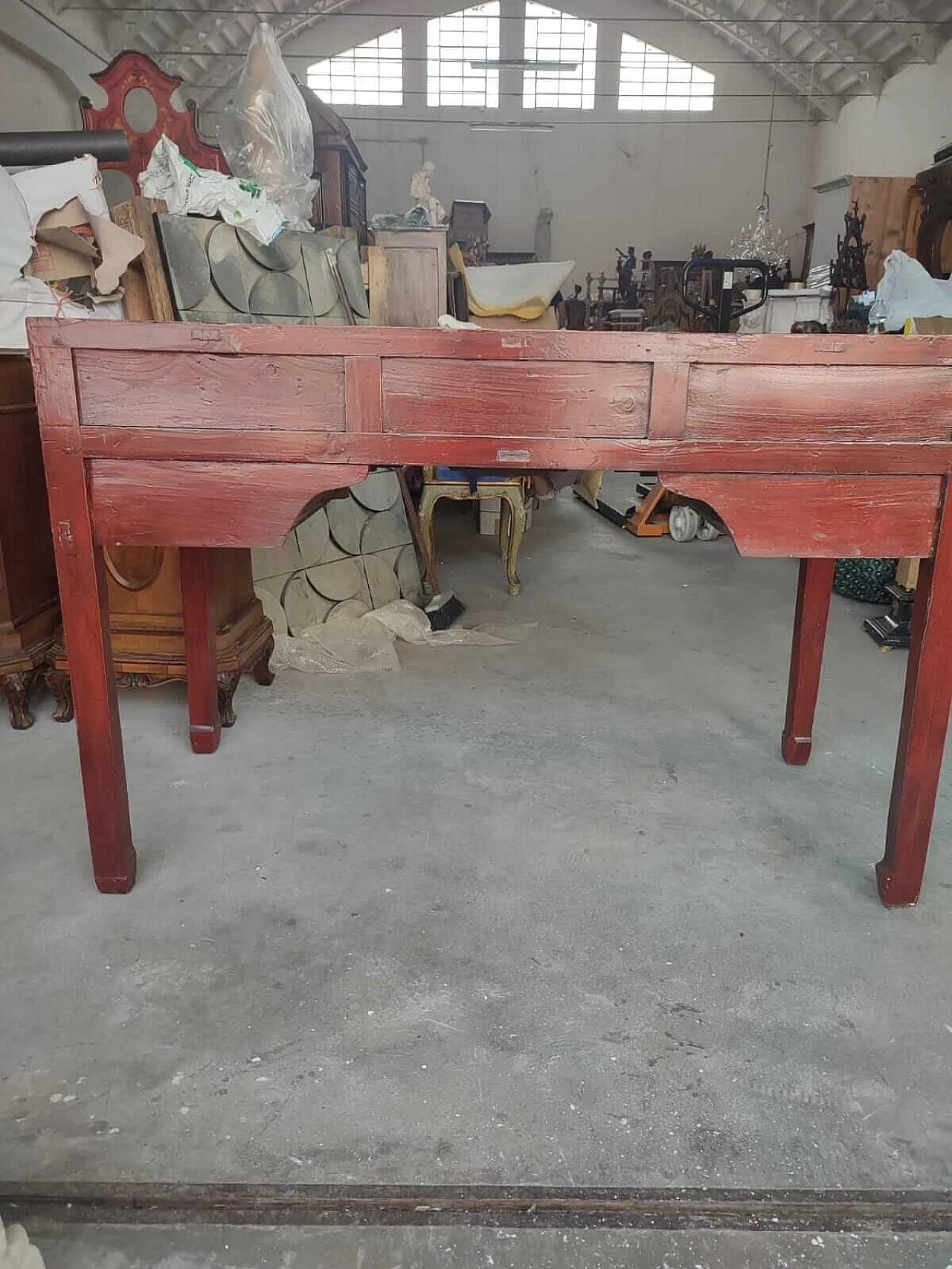 Chinese red wood desk, early 20th century 1