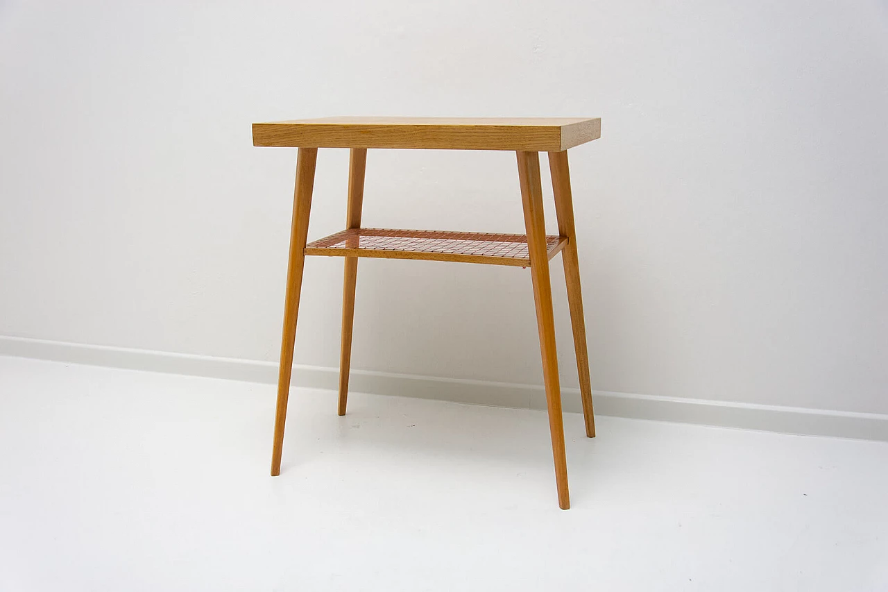 Tavolino in faggio di Drevopodnik Holesov, anni '70 16