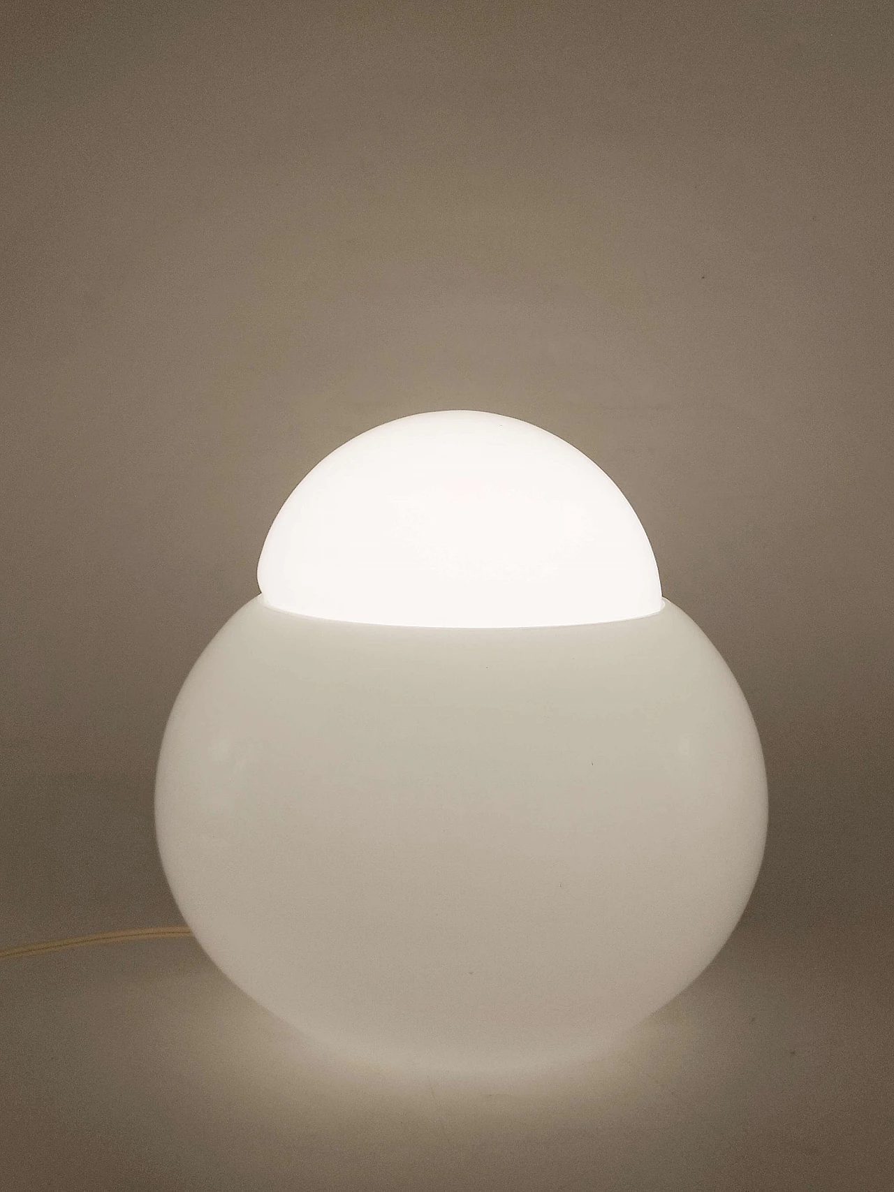 Medium table lamp 'Daruma' by Sergio Asti for Artemide, 1970s 5