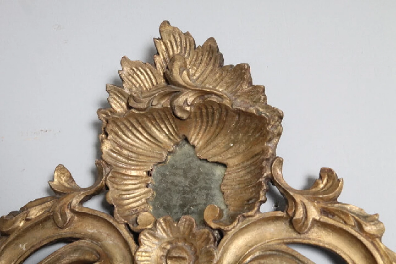 Specchio al mercurio Luigi Filippo con cornice in foglia d'oro, metà '800 4