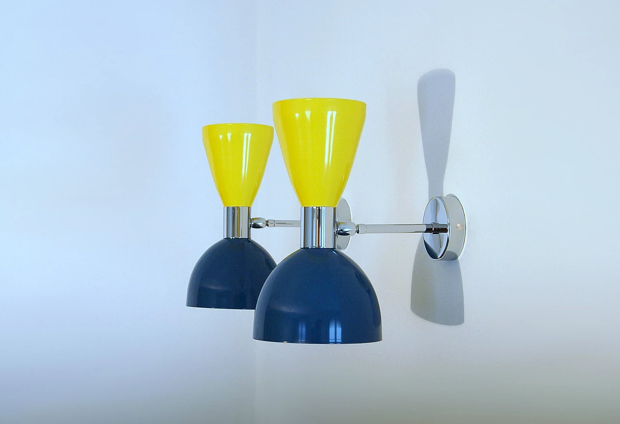 Applique in ottone cromato a doppio cono giallo e blu di Deyroo Lighting, anni '2000 4