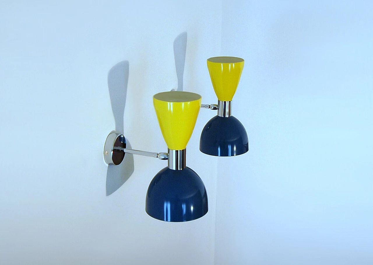Applique in ottone cromato a doppio cono giallo e blu di Deyroo Lighting, anni '2000 7