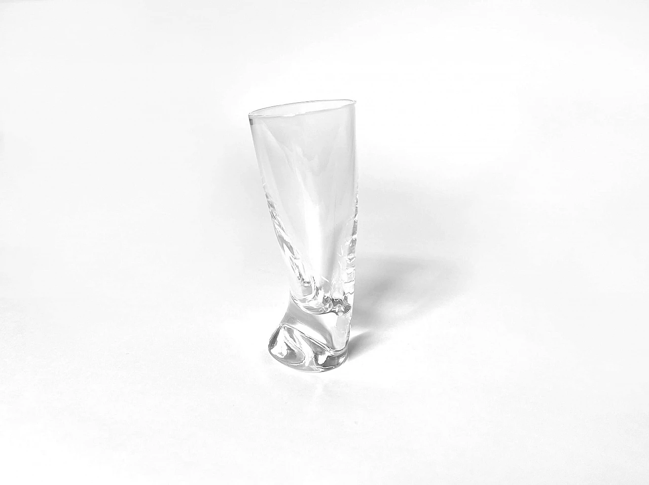 6 Touch Glass vodka glasses by Angelo Mangiarotti for Cristalleria Colle, 1990s 4