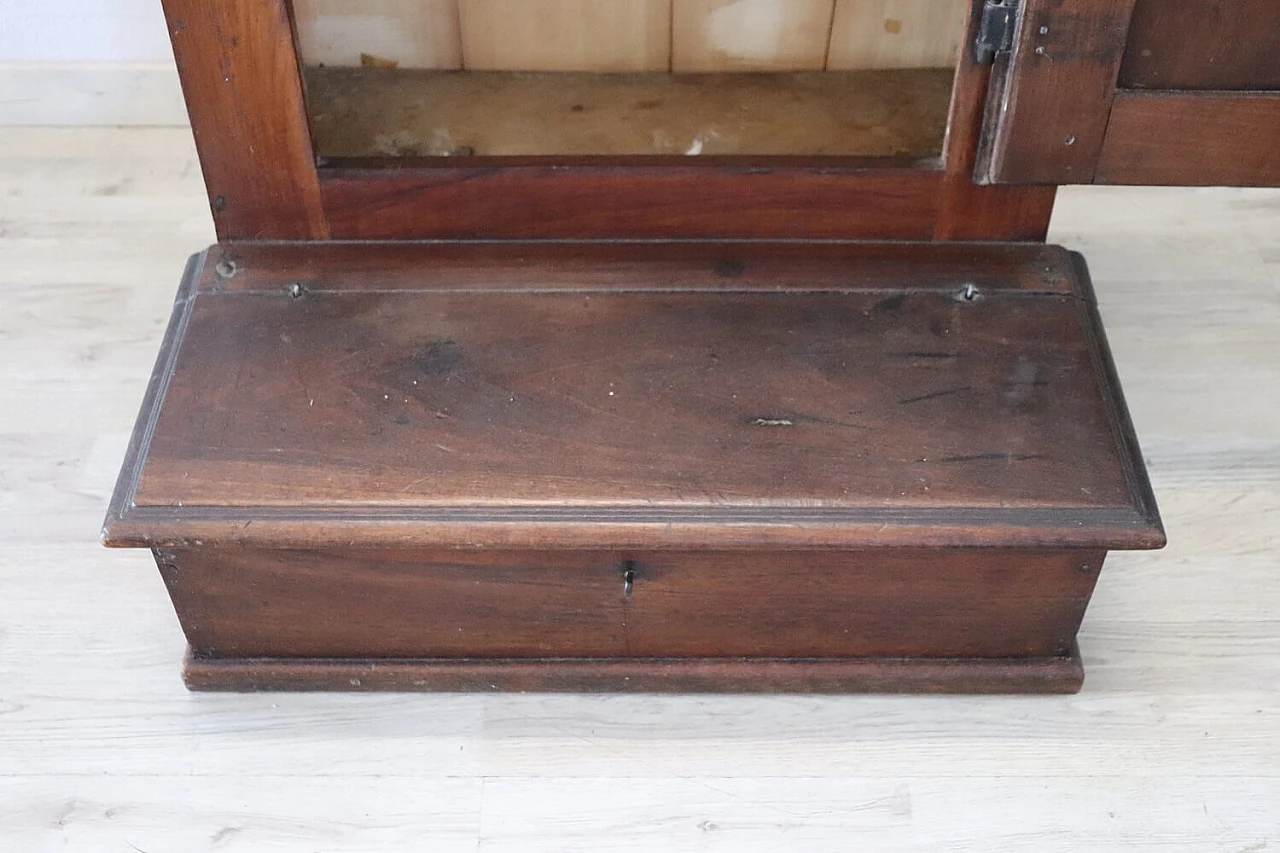 Solid walnut kneeling-stool with inlay, mid-18th century 5