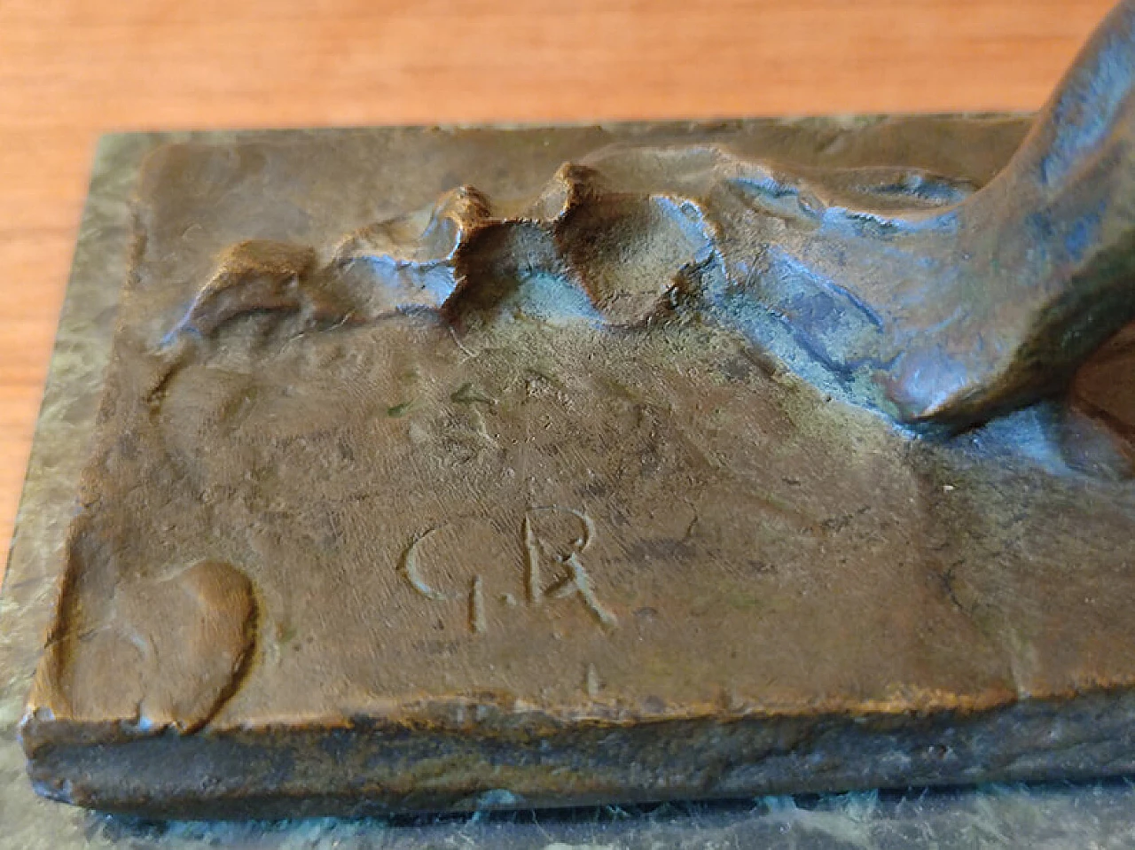 Bronze sculpture of a woman, 1920s 3