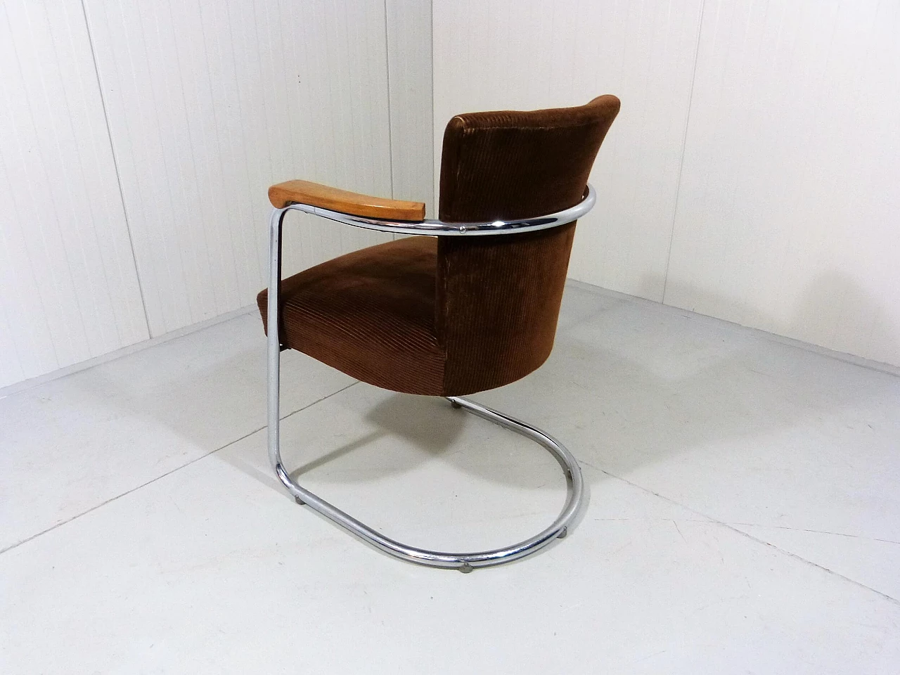 Ribbed fabric armchair with chrome-plated tubular frame and beech armrests, 1950s 4
