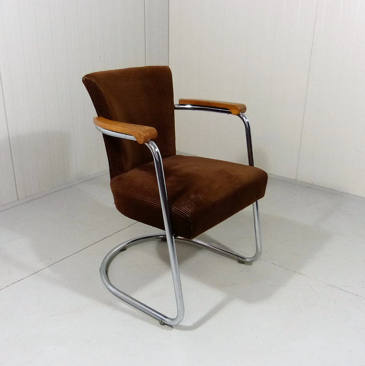Ribbed fabric armchair with chrome-plated tubular frame and beech armrests, 1950s 8