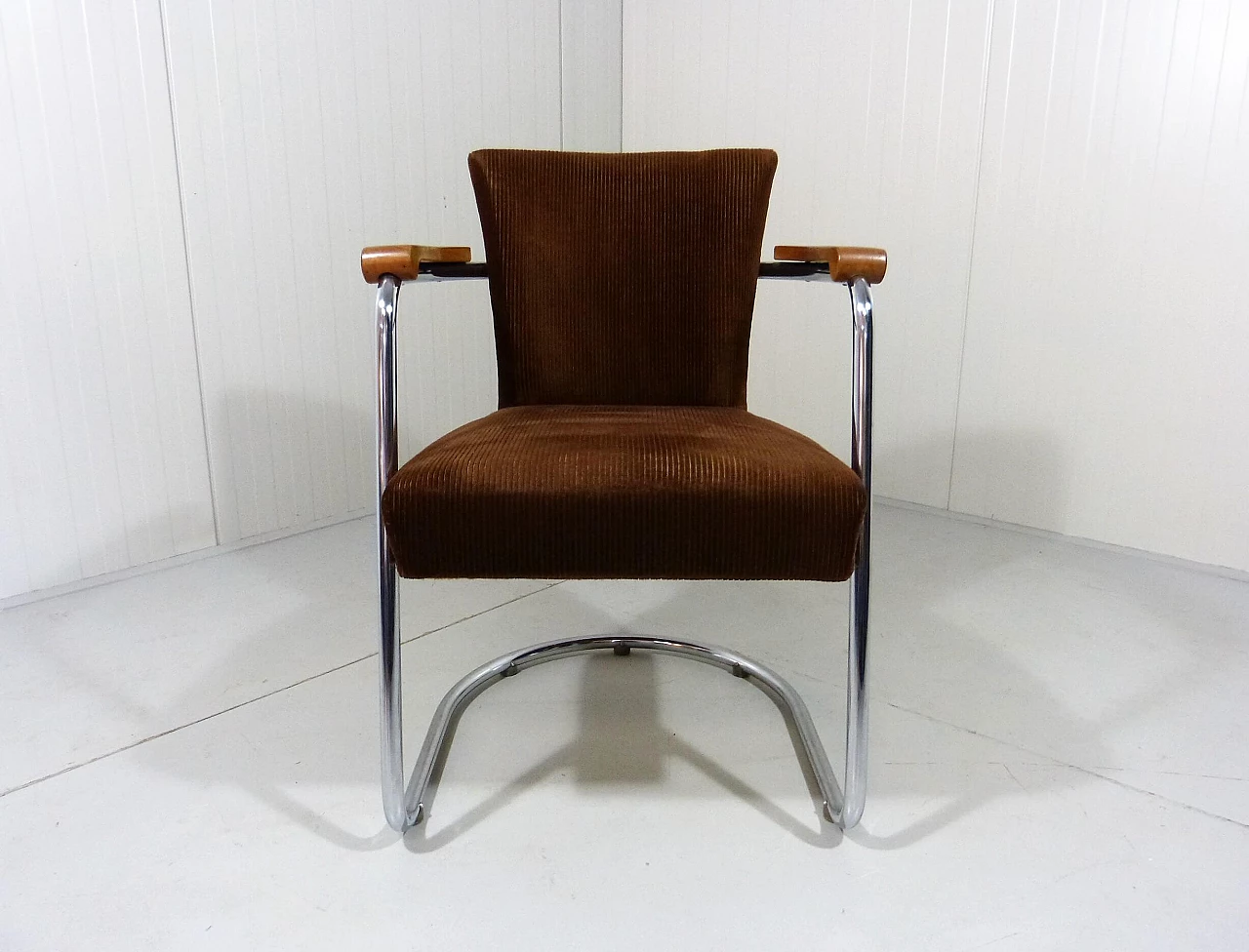 Ribbed fabric armchair with chrome-plated tubular frame and beech armrests, 1950s 9