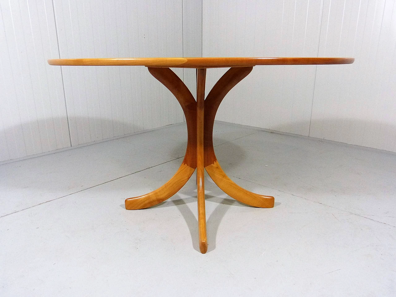 Danish oval coffee table in blond ash, 1960s 4