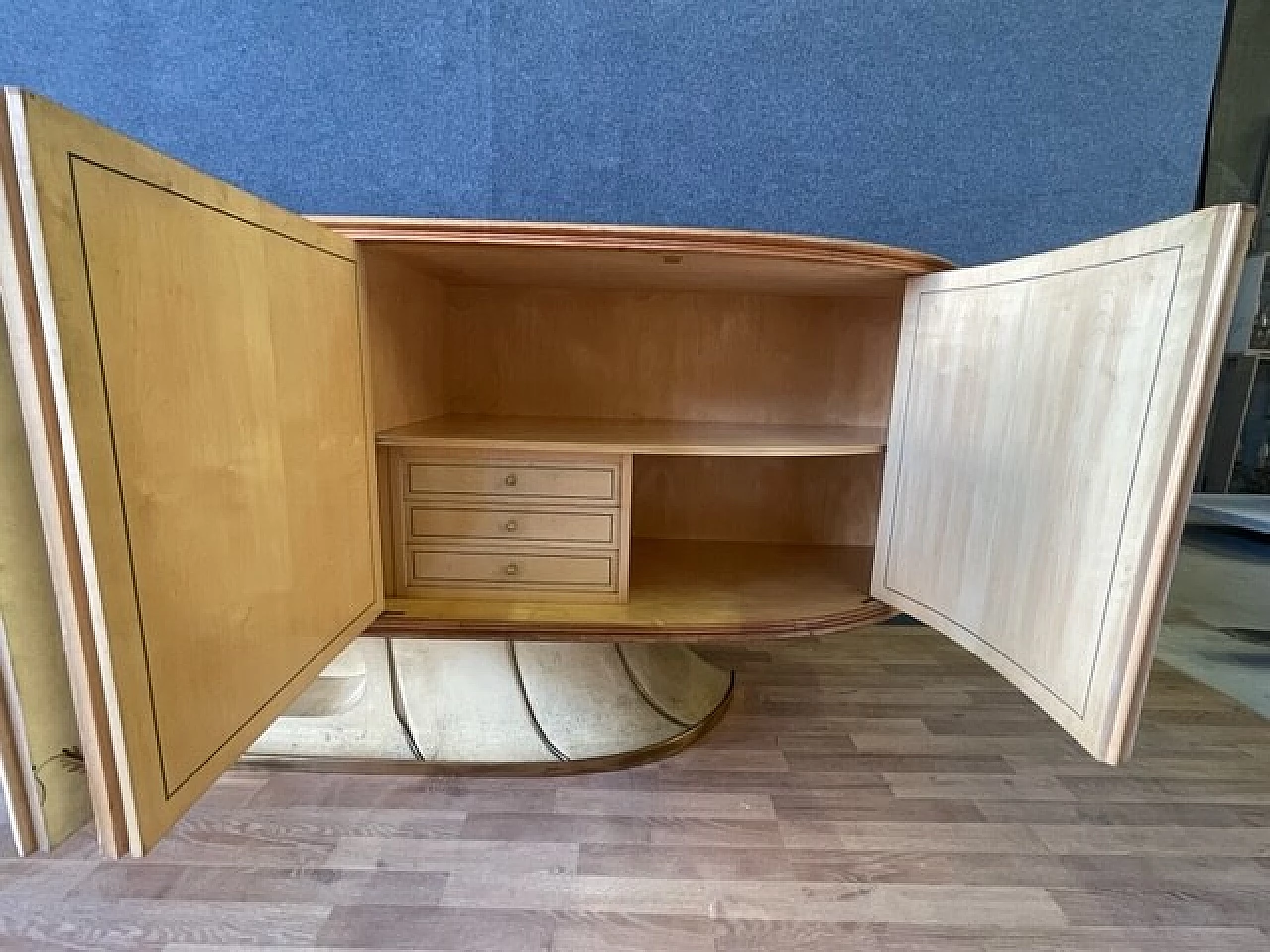 Parchment sideboard by Vittorio Dassi for Associazione Artigiani Canturini, 1940s 9