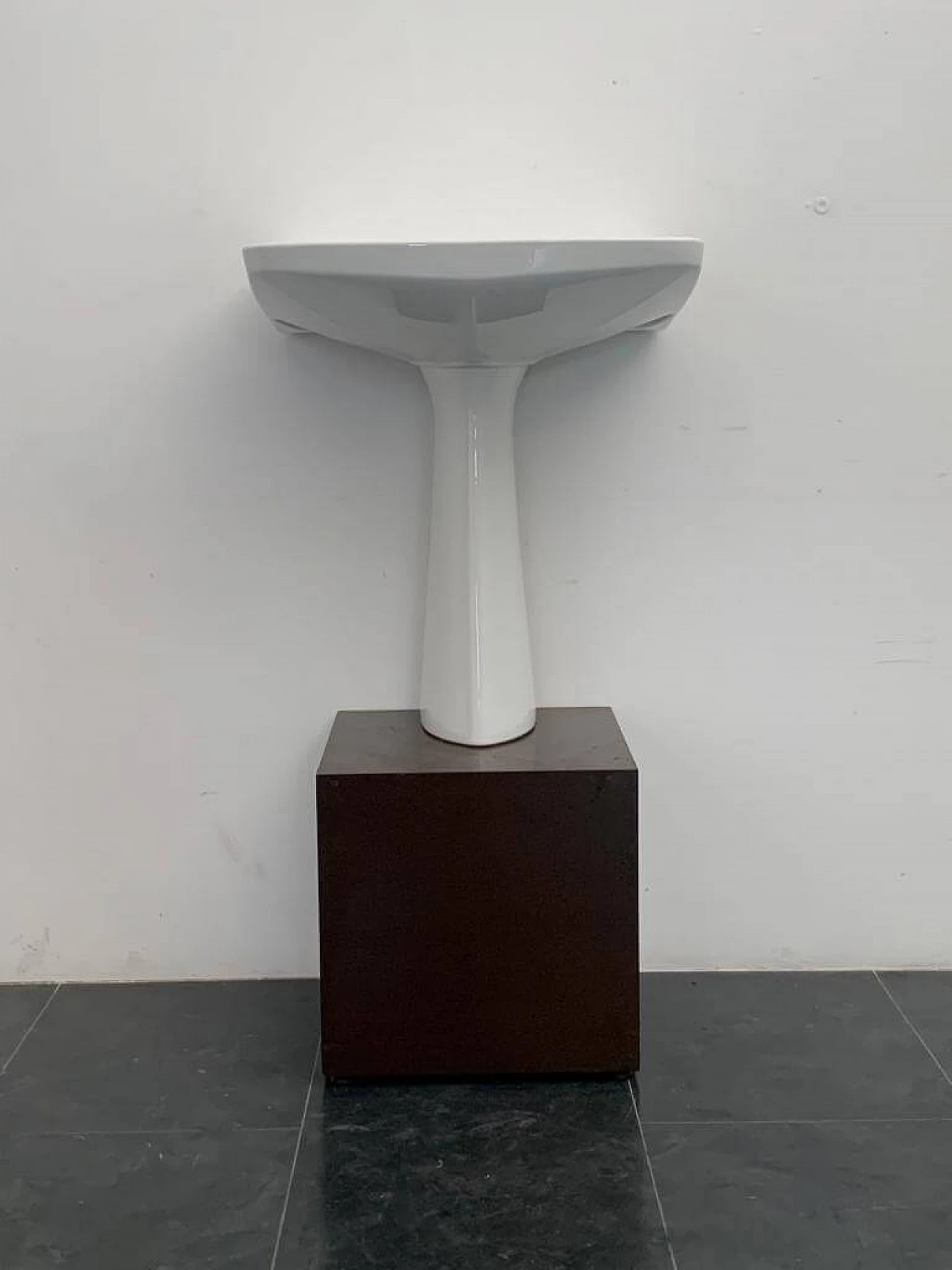 White Oneline washbasin by Gio Ponti for Ideal Standard, 1950s 2