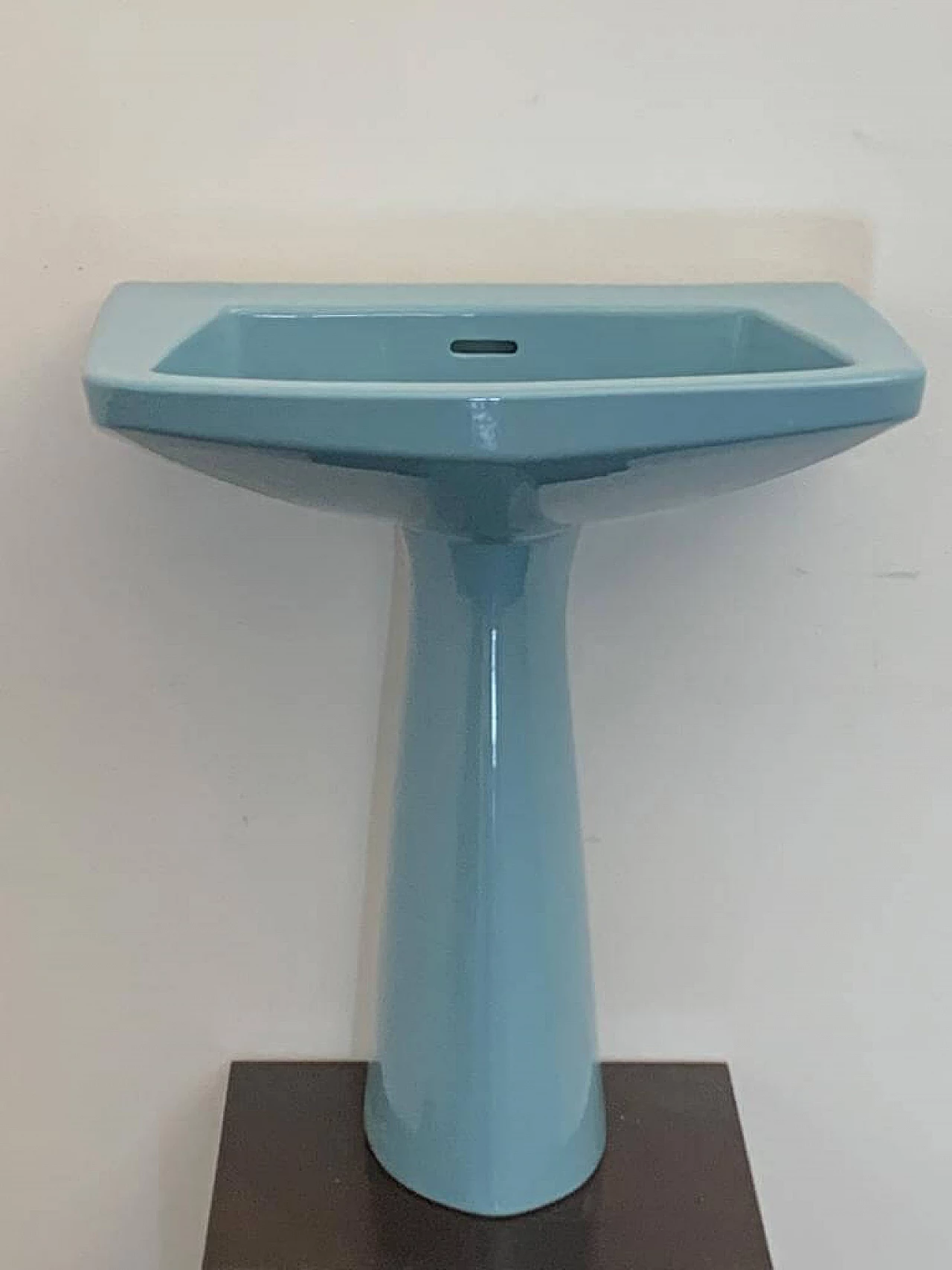 Light blue Oneline washbasin by Gio Ponti for Ideal Standard, 1950s 8