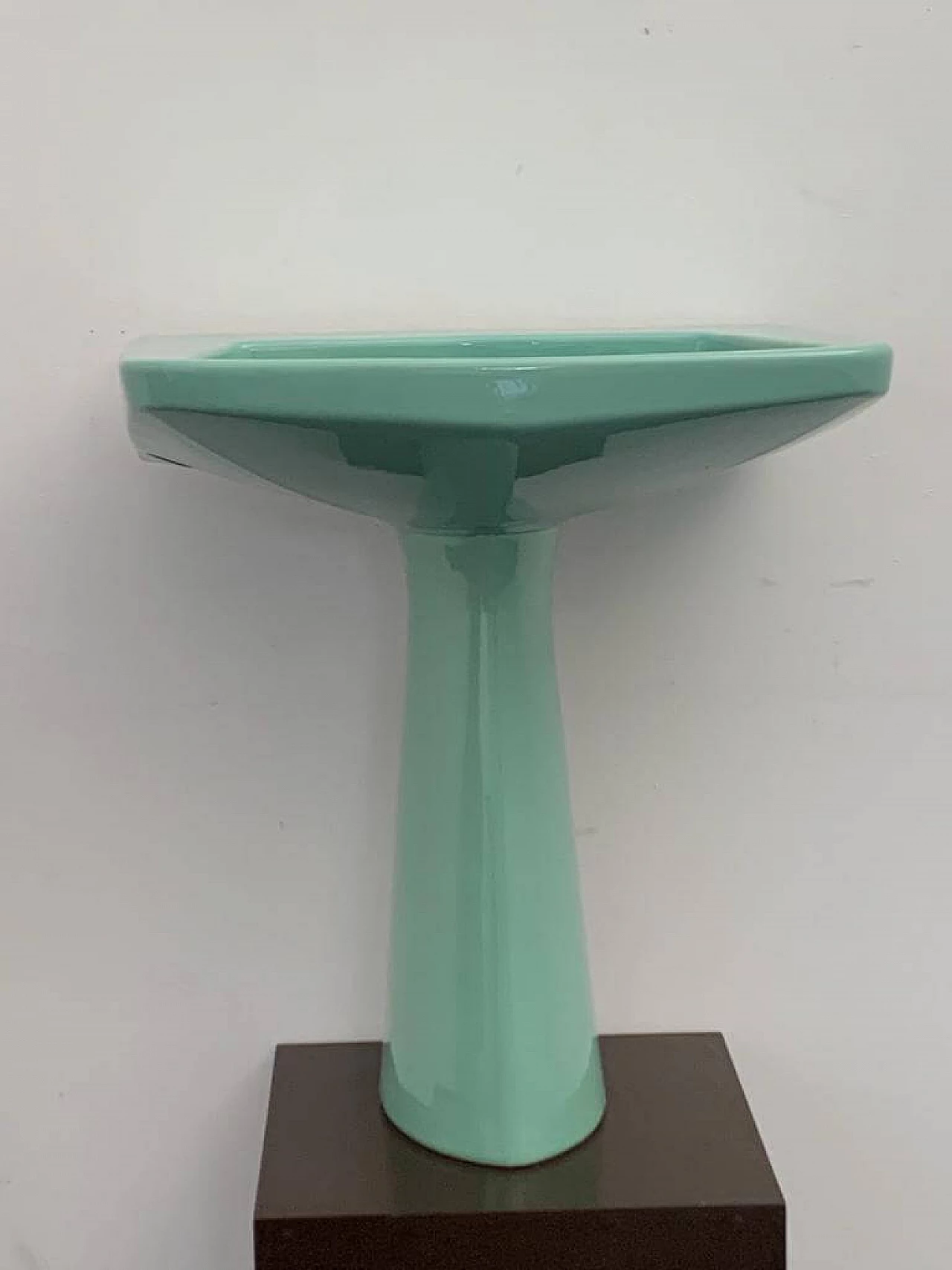 Lavabo Oneline verde mare di Gio Ponti per Ideal Standard, anni '50 4