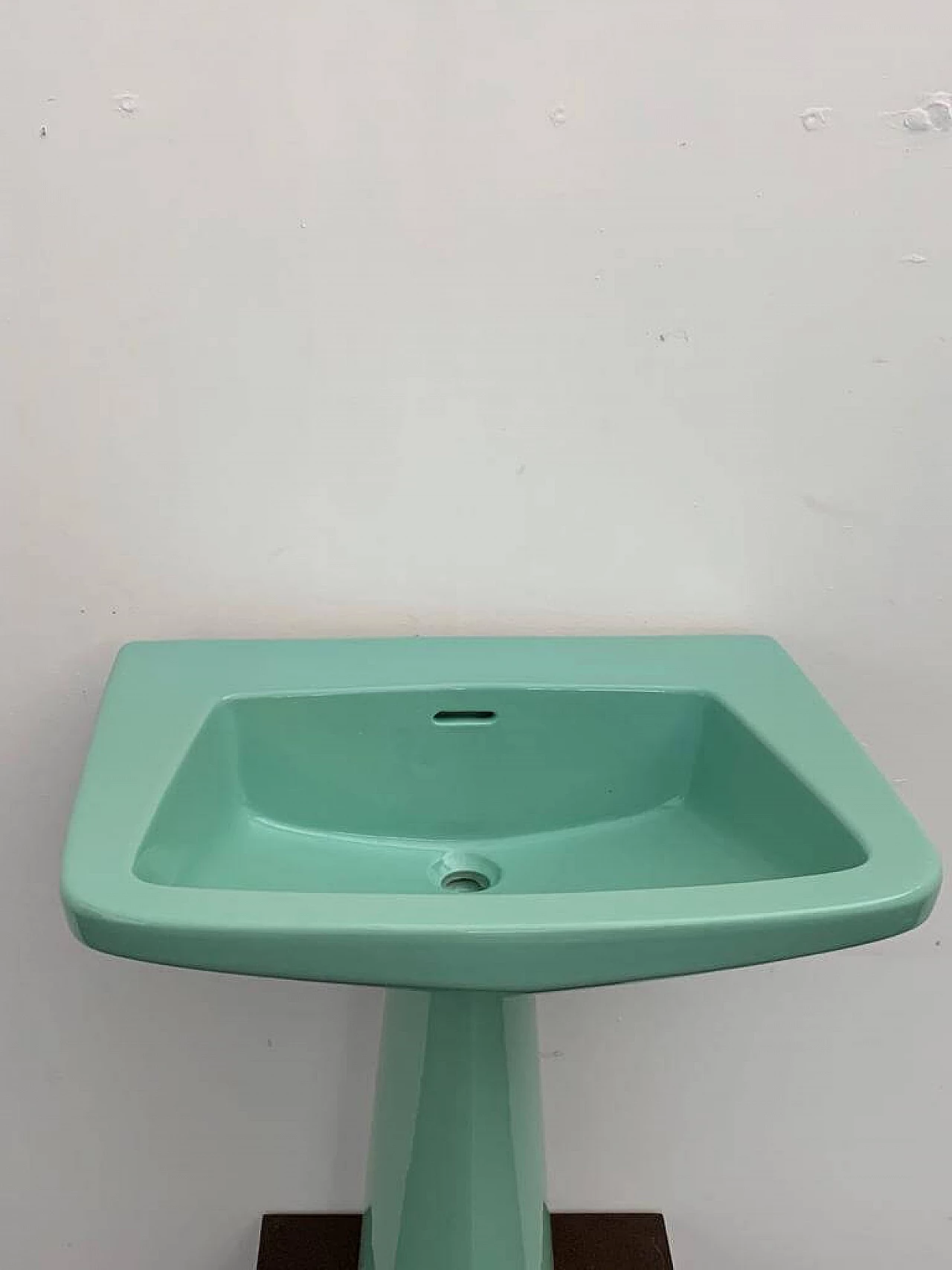 Lavabo Oneline verde mare di Gio Ponti per Ideal Standard, anni '50 5