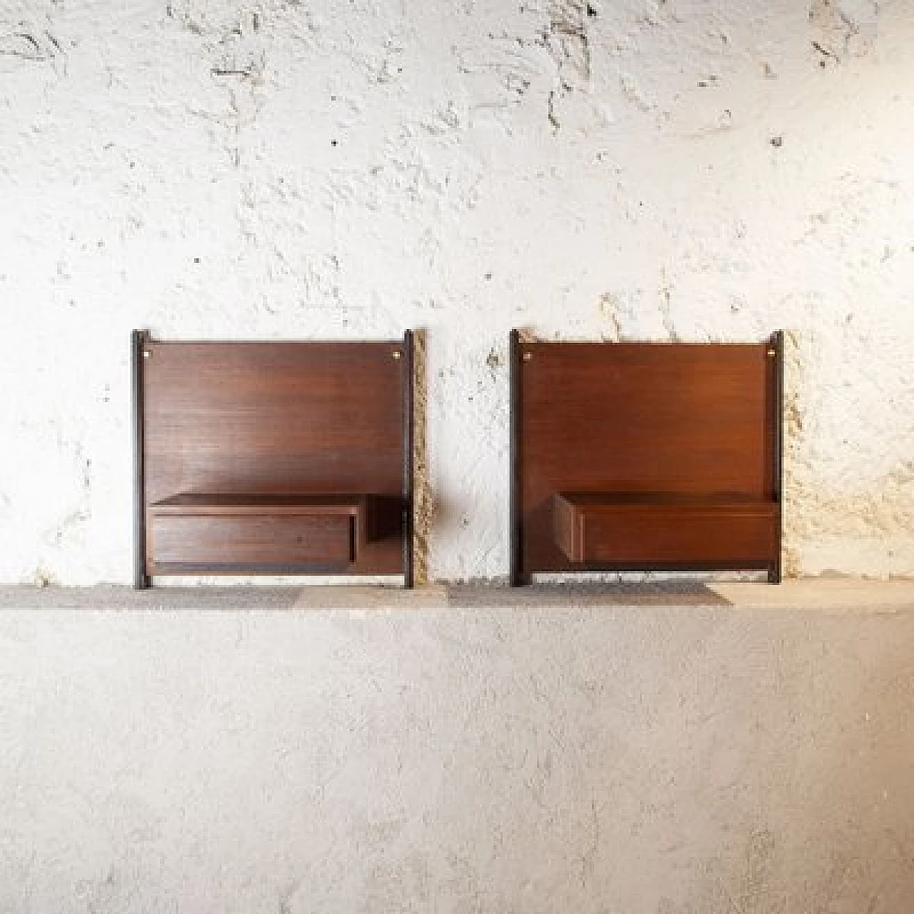 Pair of wall-mounted bedside tables with drawer attributed to Ico & Luisa Parisi, 1960s 6