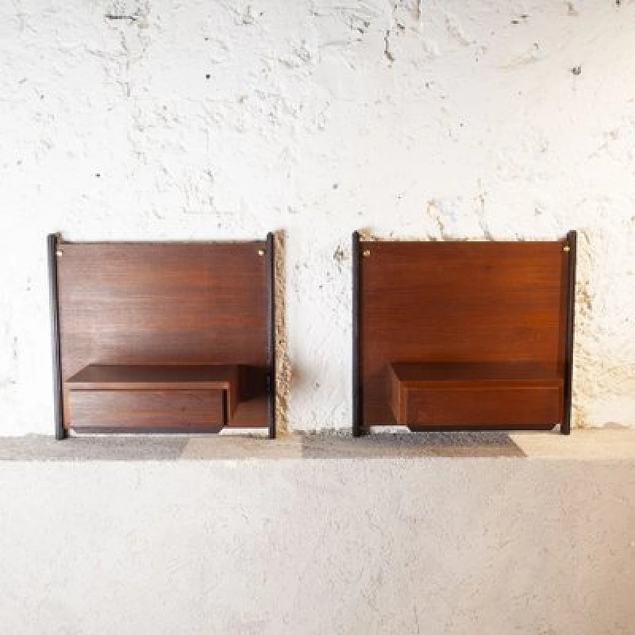 Pair of wall-mounted bedside tables with drawer attributed to Ico & Luisa Parisi, 1960s 8
