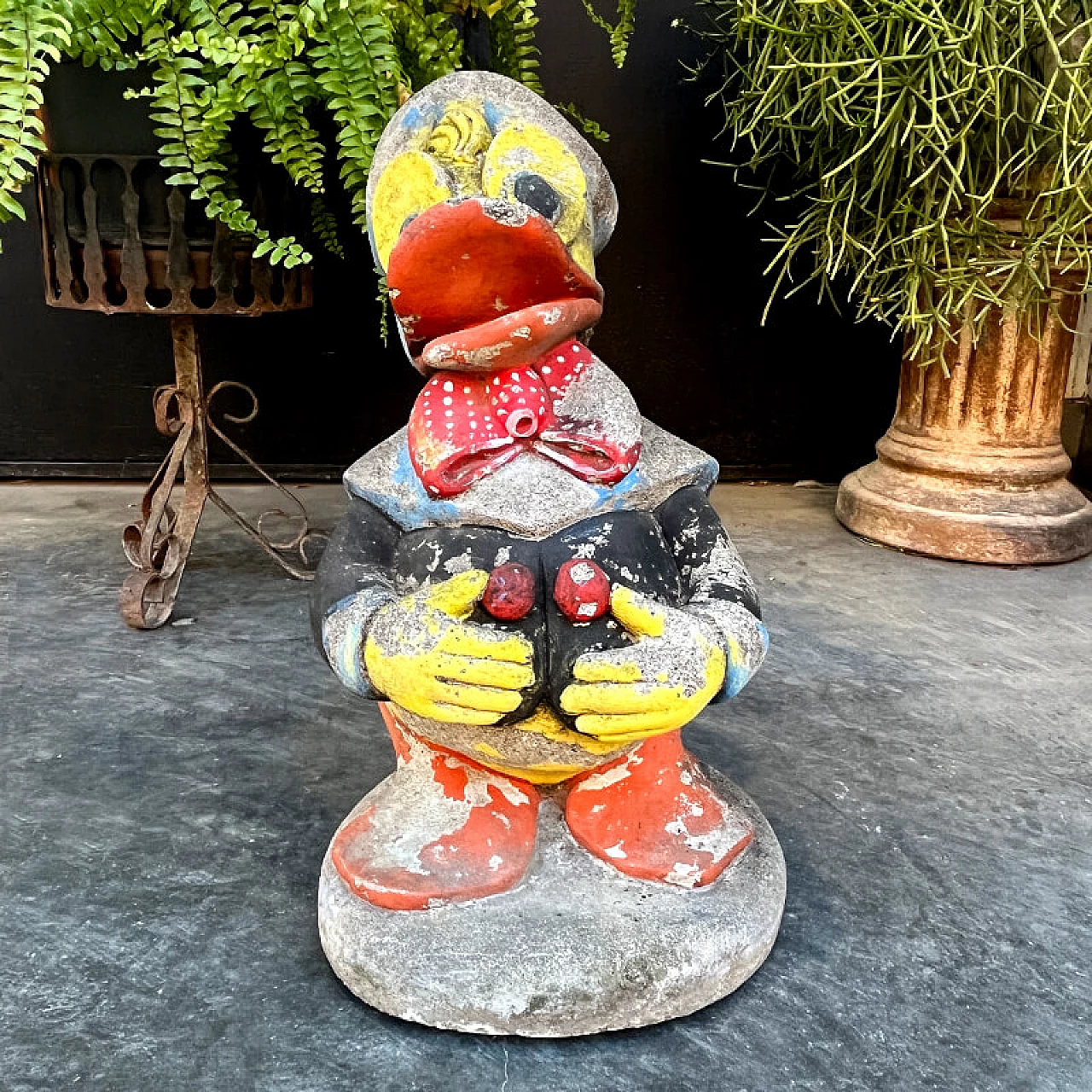 Statua da giardino di Paperino in cemento, anni '60 8